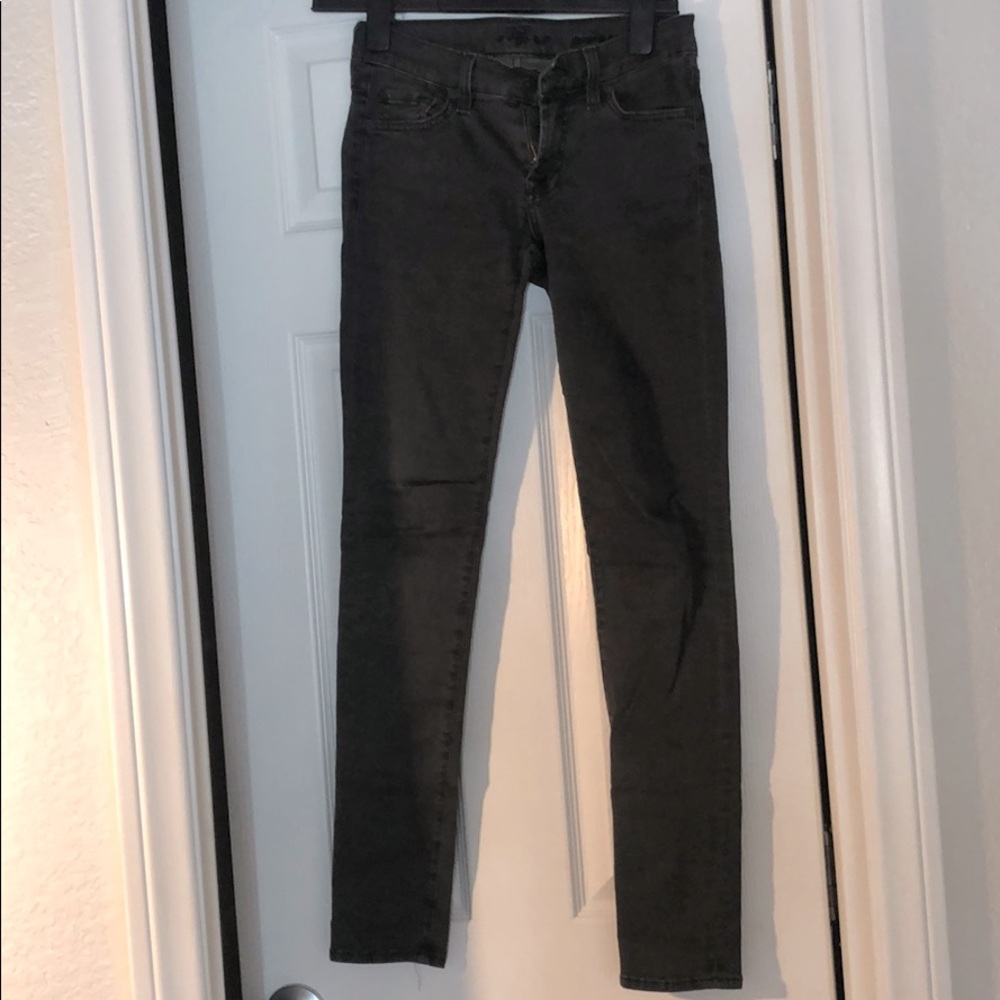 7 for all mankind Gwenevere grey jeggings size 24